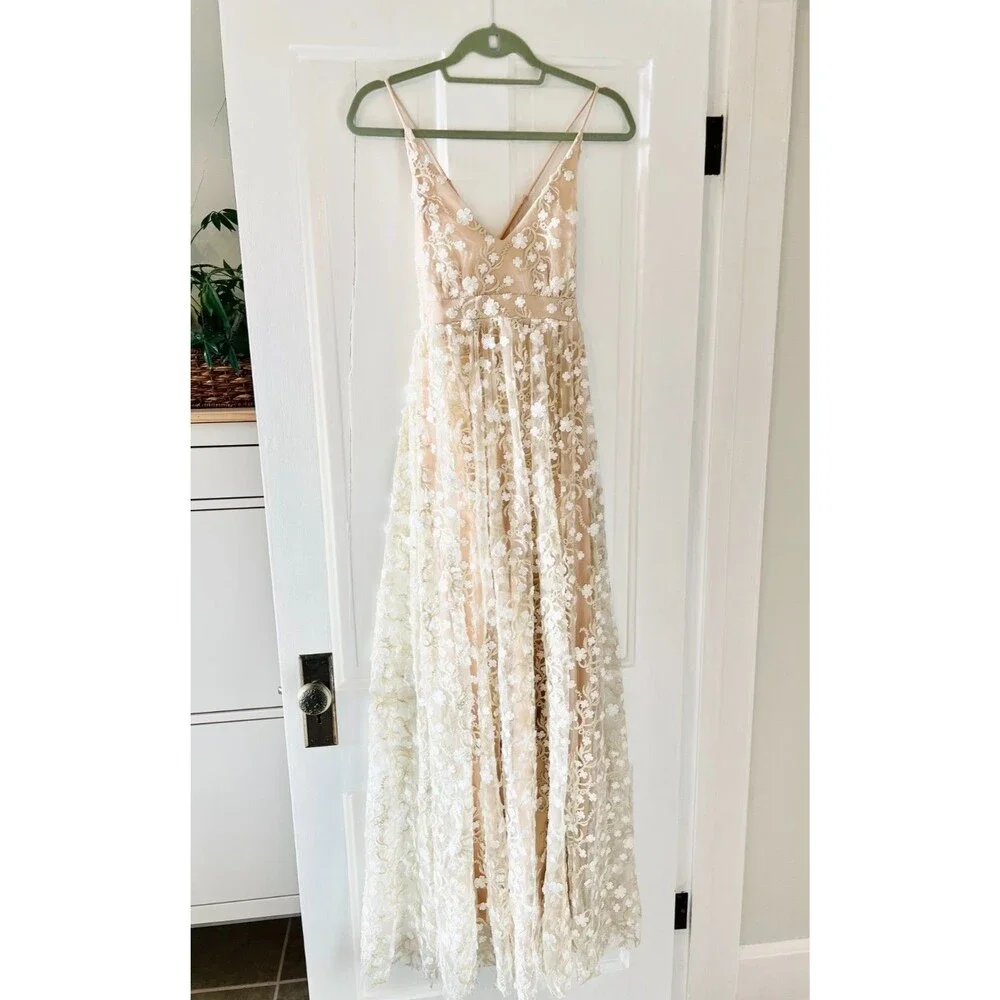Altar'd State Dress Sz S Blush Tan Formal Floral Lace Overlay‎ V-Neck Long Maxi - Picture 4 of 16